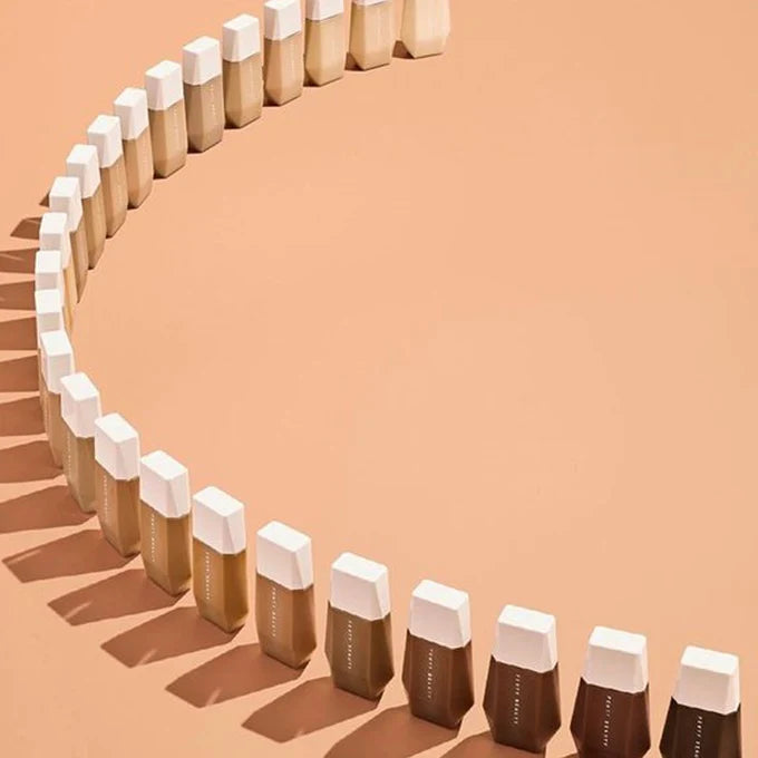 Eaze drop Blurring Skin tint Fenty