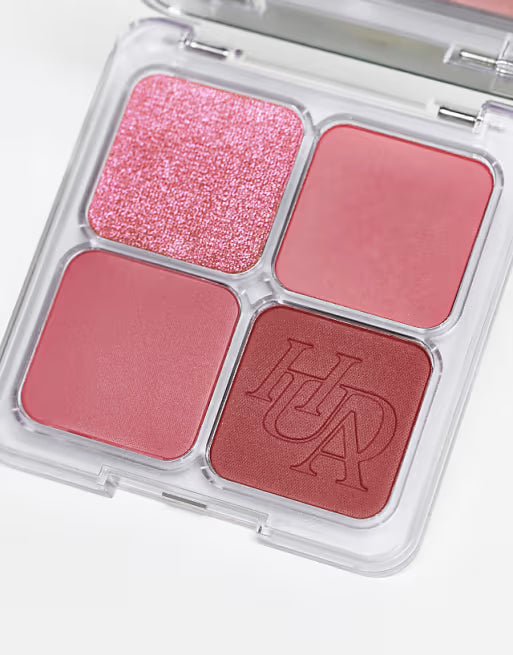 Blush filter palette Huda Beauty