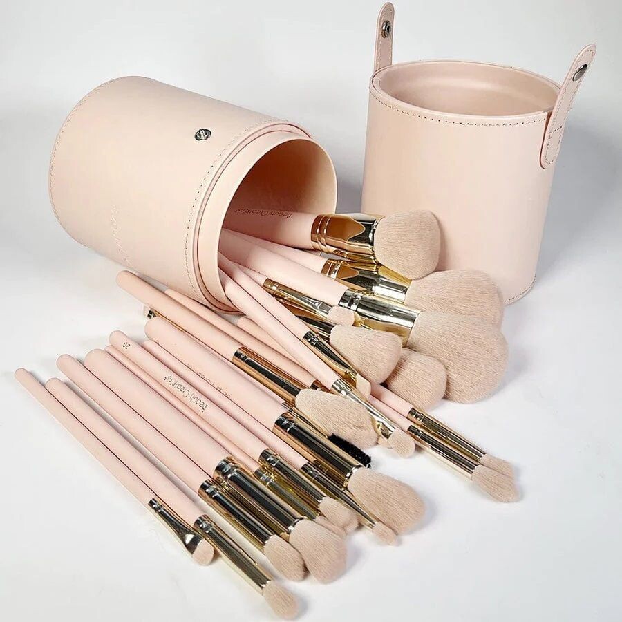 Brochas beauty creations