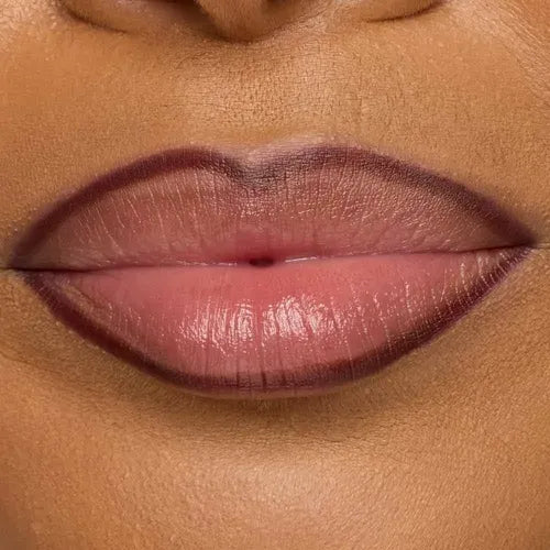 NYX Lip lingerie liner